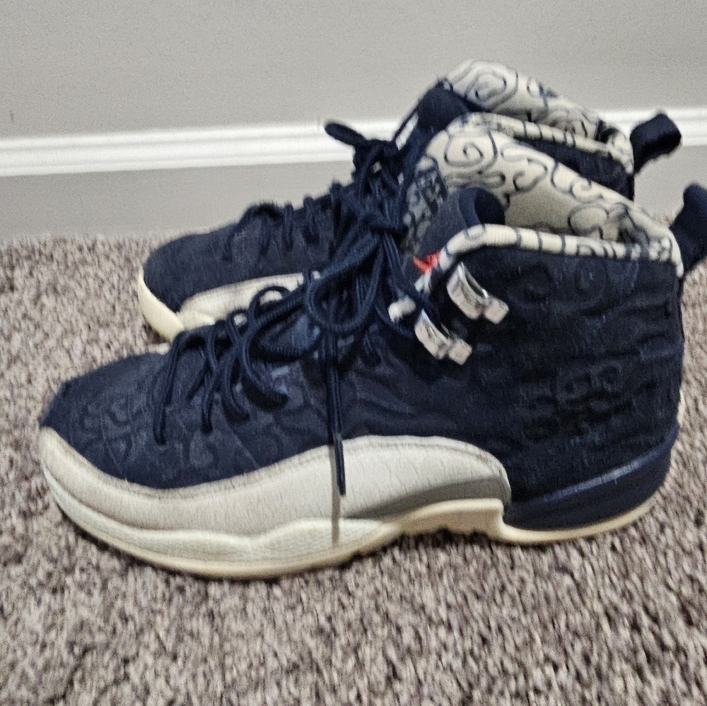 Nike Air Jordan RARE 12 Retro International Flight Blue Shoe youth 6.5. Vintage